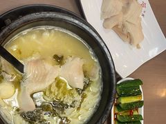 -灵芝妹子海鲜米线(瓦房店新玛特店)