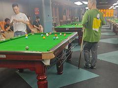 -夜时尚台球俱乐部(汉阳摩尔城店)