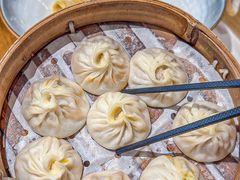 -馋三尺蟹粉小笼(人民广场店)