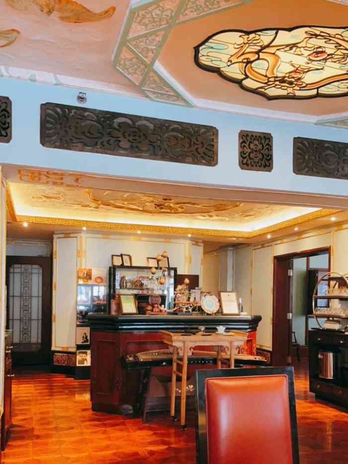 和平饭店龙凤厅-"挺重要的日子过来吃个饭 感觉不错 菜品不.