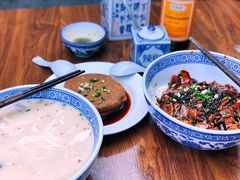 -沪西老弄堂面馆(定西路店)