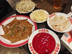 -红九格老火锅(三峡广场店)
