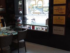 -锦泉眼镜·视光体验中心(环市西路店)