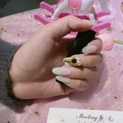 -meeting遇见美甲店