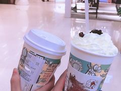 -茶颜悦色(金茂览秀城LG层外街店)