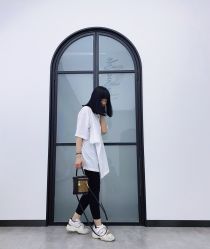 -禕·愫白婚纱商店