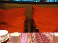 卡座-香巴拉云南餐厅(华莱坞店)