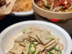 -鸽子侯·家宴·平价海鲜(市图书馆店)