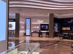 -亨吉利世界名表中心(华润万象城店)