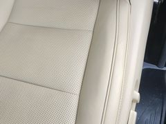 -京伟修鞋洗鞋奢侈品皮具护理店
