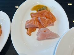 -圣丰索菲特·2 On 988 Café 自助餐厅