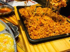 -青瓦炭韩潮烤肉(花园道店)