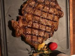 -恰餐厅及酒吧 CHAR Bar & Grill (北京丽都皇冠假日店)