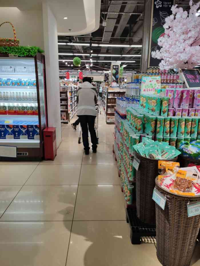 兴龙广缘超市(奥体中心店)-"05很喜欢去这家超市,位置在奥体中心