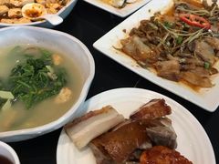 -南国会酒家(岗顶1站广场店)