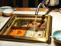 -巴渝瓦肆重庆鲜火锅(宝龙环湖店)