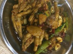 -江城燕子大排档(江汉路步行街店)