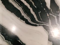 -余欢领鲜火锅(新街口店)