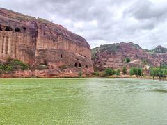 -波浪谷