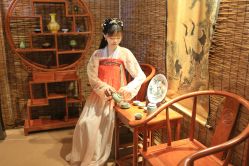 -汉仪华裳汉服馆(打浦桥店)