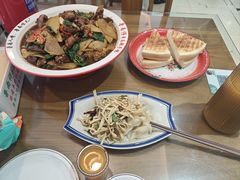 -鲁南仔·滕州炒鸡(经三路店)