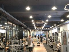 -豪逸健体(中骏广场店)