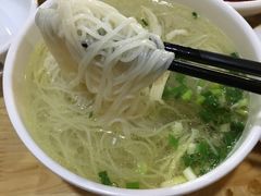 -二孃鸡爪爪(东郊记忆店)