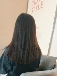 -一東造型烫发染发