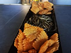 餐前小食-INNS BAR 音乐酒吧餐厅