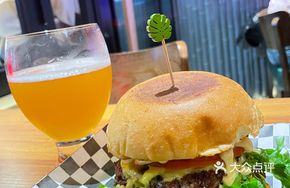 Angus Bacon Cheese Burger