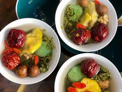 -三江源美食城