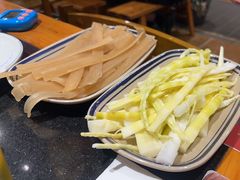 -小饕荟雅安贡椒鱼鲜馆(广福桥店)