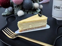 -UNI UNI(环亚凯瑟琳店)