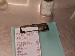 -胡须佬鸡煲四季火锅店(石厦西村直营店)