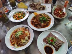 -星月美食城(雁西路店)