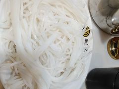 生河粉-潮汕大目牛肉火锅(水围店)