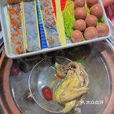这家火锅店🍲太好吃啦[加油]