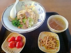 -桂林小吃街(桂林国际机场店)