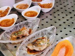 -领鲜活海鲜榴莲自助火锅(东门店)