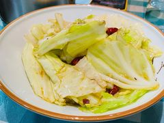手撕包菜-昱龙大盆牛蛙馆(三兴街总店)