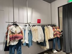 -URBAN REVIVO(深圳华润万象天地店)