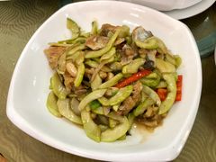 白瓜酸焖鱼-横岗朋仔餐厅