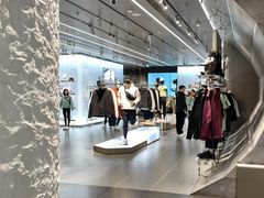 -迪桑特DESCENTE(北京三里屯BLANC店)