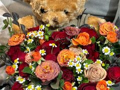 -何兮花店·气球派对鲜花店(马桥银春路万科城店)