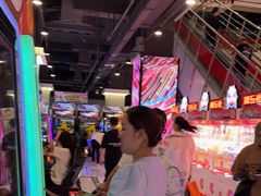-哆啦星球(小寨店)