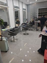 -韩国丽安形象设计