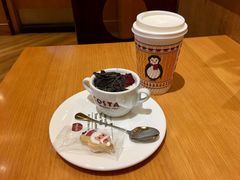 欢乐黑森林杯、圣诞暖心拿铁中杯-COSTA COFFEE(西贸凯德晶品4层2店)