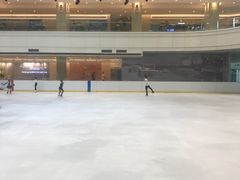 -陈露国际冰上中心(天津嘉里汇店)