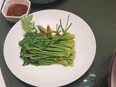 -鸿星花园酒家(银亿家园店)