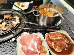 -海吃海喝海鲜烤肉炭火主题自助餐(朝阳店)